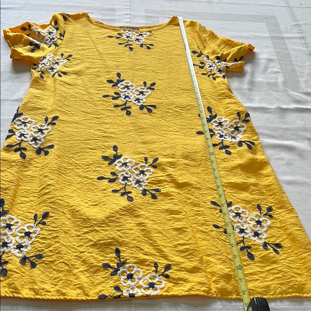 Ana & Rose Elegant Yellow Woman’s Embroidery Tunic Dress Size Medium - Picture 6 of 7
